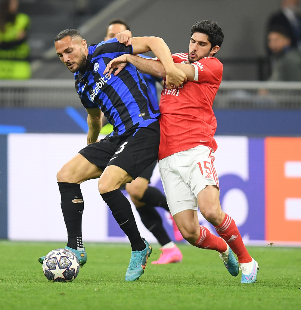 篮球NBA球队教练轮换策略调整