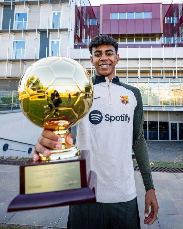 TA：恩佐对切尔西来说非常重要，他是马雷斯卡战术的驱动器