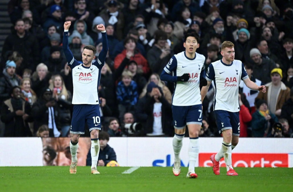 戴维：很高兴能为球队带来三分，斯帕莱蒂是位要求很高的教练