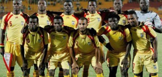 森保一：明天的首发会适当调整，相比执教纪录更关注长远目标